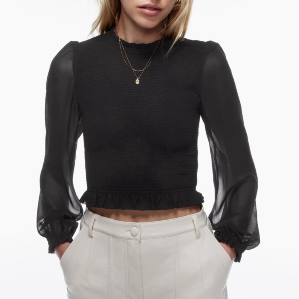 Wilfred Aritzia Tempest Blouse Cropped Shirt Princess Sleeve Size Medium Black